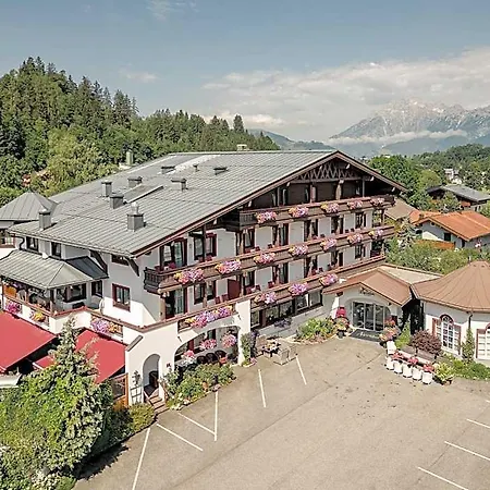 Der Alpenhof Hotel