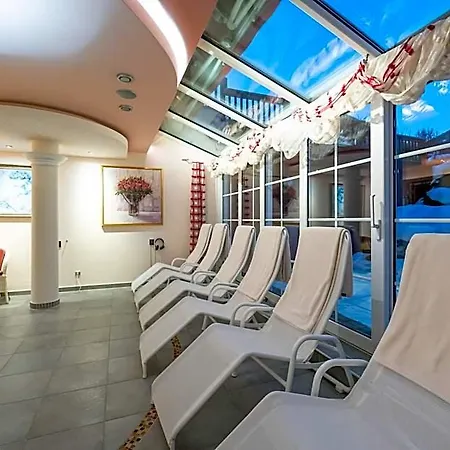 Der Alpenhof 3*