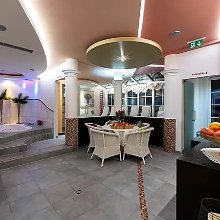 Der Alpenhof Hotel 3*