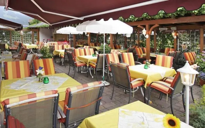 Der Alpenhof 3*